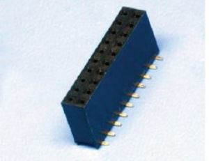 2,54 mm ženski ugao zaglavlja u tri reda